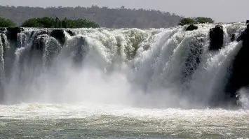 Gouina Falls