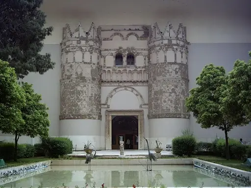 Insurance for National Museum of Damascus