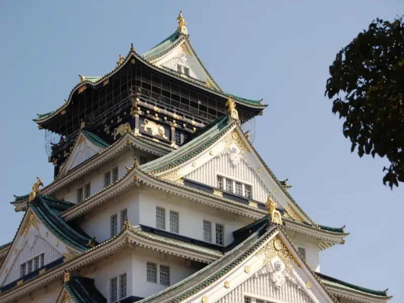 Osaka Castle and city skyline, a popular Japan destination for travelers from Taiwan