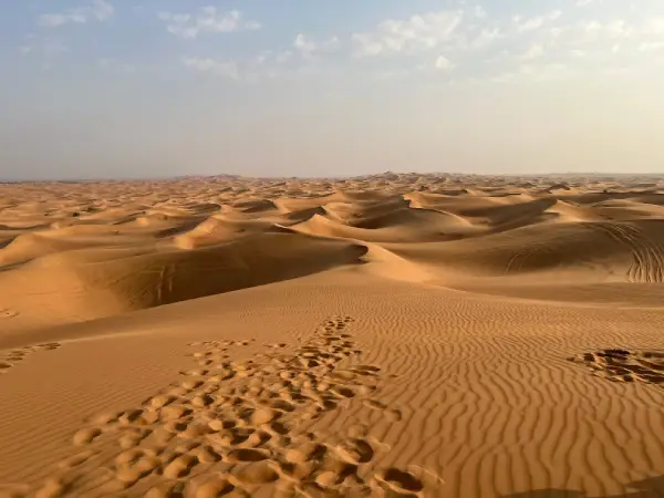 Buy travel insurance for Oman from Pakistan